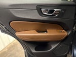 2020 XC60 Thumbnail 35