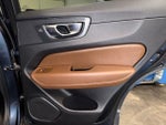 2020 XC60 Thumbnail 38