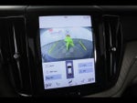 2021 XC60 Thumbnail 14