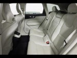 2021 XC60 Thumbnail 17