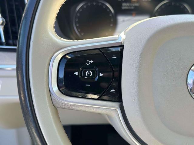 2020 Volvo XC60 - $21,498
