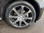 2020 XC60 Thumbnail 12