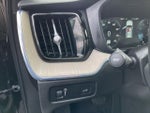 2020 XC60 Thumbnail 25