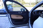 2021 XC60 Thumbnail 14