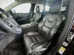 2021 XC60 Thumbnail 11