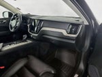2021 XC60 Thumbnail 32