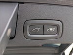 2018 XC60 Thumbnail 12
