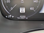 2018 XC60 Thumbnail 30