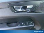 2021 XC60 Thumbnail 40