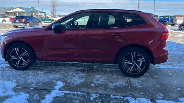 2020 Volvo XC60 T5 R-Design