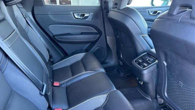 2020 Volvo XC60 T5 R-Design
