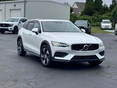 Photo of a 2022 Volvo V60 Cross Country AWD T5 4DR Wagon for sale