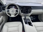2022 V60 Cross Country Thumbnail 24
