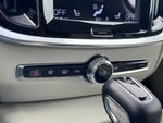 2022 V60 Cross Country Thumbnail 30