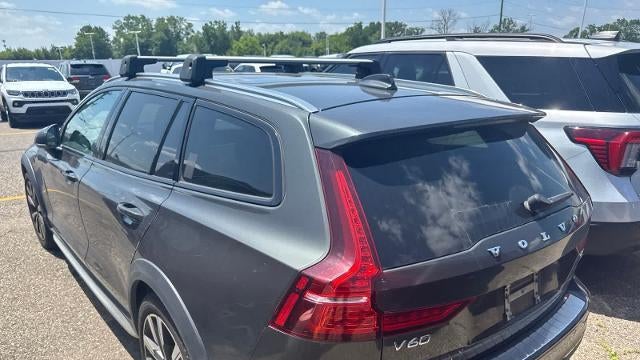 2020 Volvo V60 Cross Country T5
