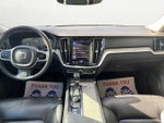 2021 V60 Cross Country Thumbnail 11