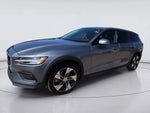 2020 V60 Cross Country Thumbnail 4