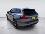 2020 V60 Cross Country Thumbnail 7