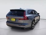 2020 V60 Cross Country Thumbnail 8