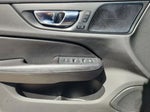 2020 V60 Cross Country Thumbnail 22
