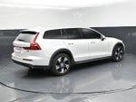 2020 V60 Cross Country Thumbnail 7