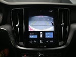 2020 V60 Cross Country Thumbnail 15