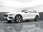 2020 V60 Cross Country Thumbnail 27