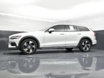 2020 V60 Cross Country Thumbnail 28