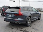 2022 V60 Cross Country Thumbnail 3