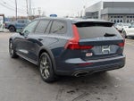 2022 V60 Cross Country Thumbnail 5