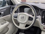 2022 V60 Cross Country Thumbnail 18