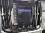 2022 V60 Cross Country Thumbnail 23