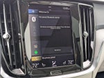 2022 V60 Cross Country Thumbnail 25
