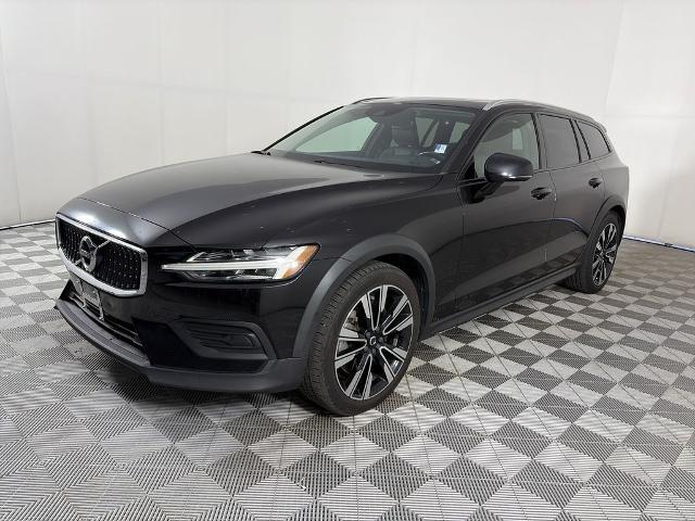 2020 Volvo V60 - $20,998