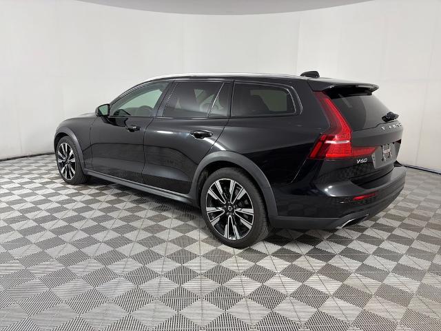 2020 Volvo V60 - $20,998