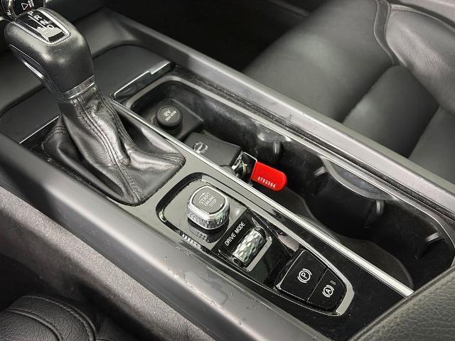 2020 Volvo V60 - $20,998