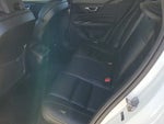 2020 V60 Cross Country Thumbnail 8