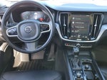 2020 V60 Cross Country Thumbnail 9