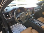 2020 V60 Cross Country Thumbnail 16