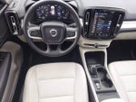 2019 XC40 Thumbnail 11