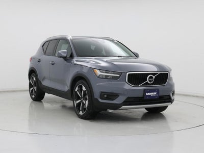Photo of a 2020 Volvo XC40 AWD T5 Momentum 4DR SUV for sale