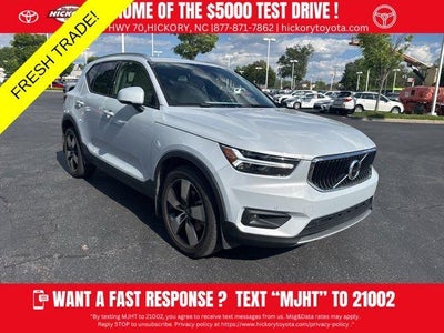 2021 Volvo XC40 AWD T5 Momentum 4DR SUV