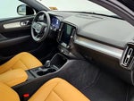 2019 XC40 Thumbnail 24