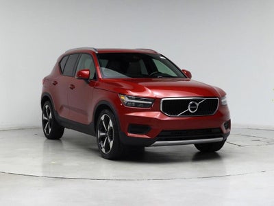 Photo of a 2019 Volvo XC40 AWD T5 Momentum 4DR SUV for sale