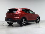 2019 XC40 Thumbnail 8