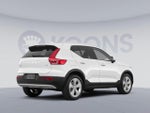 2020 XC40 Thumbnail 3