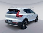 2020 XC40 Thumbnail 13