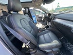 2020 XC40 Thumbnail 32