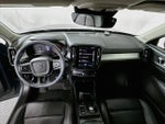 2022 XC40 Thumbnail 3