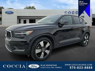 Photo of a 2020 Volvo XC40 AWD T5 Momentum 4DR SUV for sale